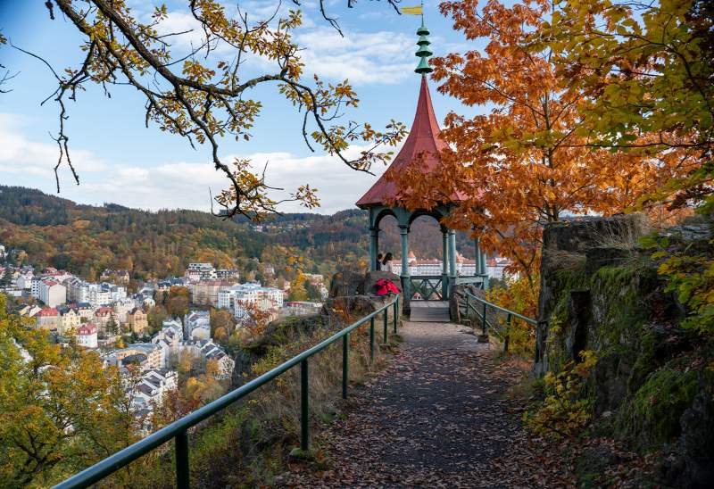 Turistické trasy lázeňskými lesy Karlovy Vary