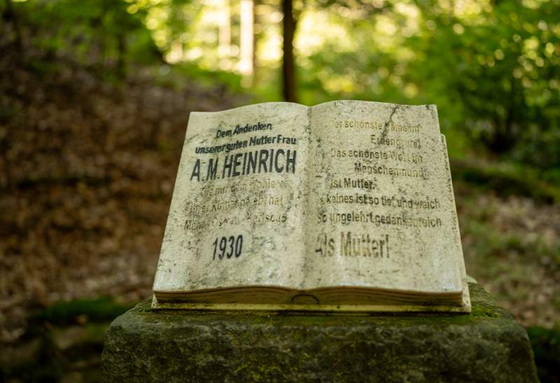 Turistické trasy lázeňskými lesy Karlovy Vary