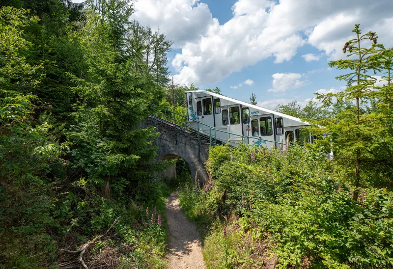 Turistické trasy lázeňskými lesy Karlovy Vary